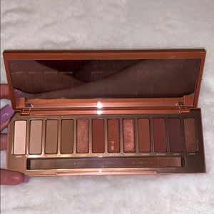 URBAN DECAY NAKED HEAT EYESHADOW PALLETE